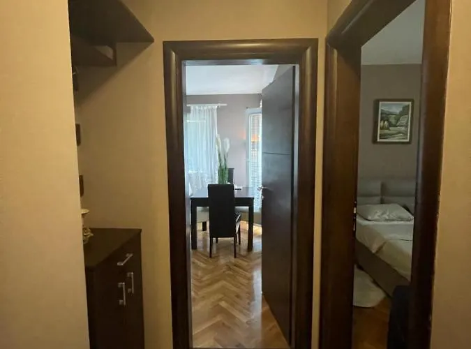 Silver Snowflake - Sa Dvoristem Apartment Zlatibor